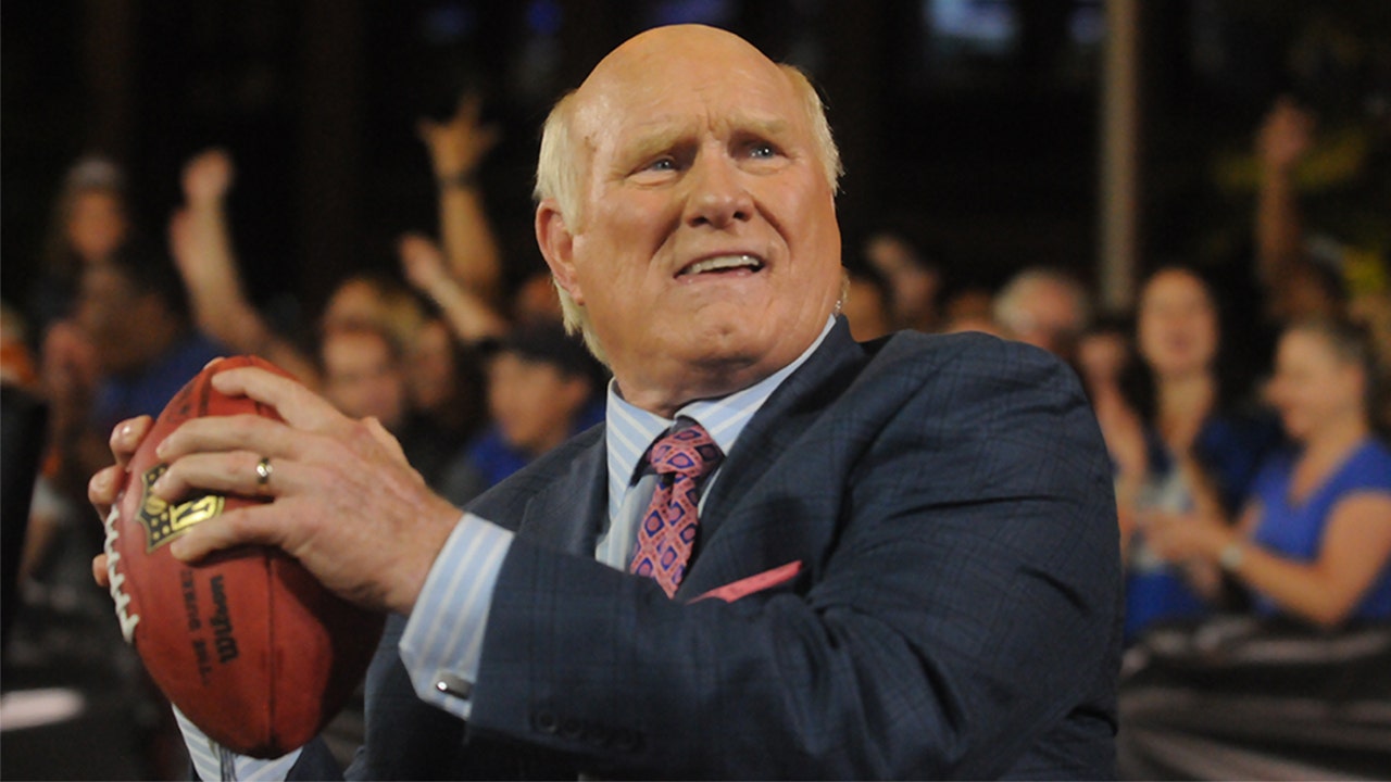 Terry Bradshaw On Giants Benching Eli Manning I D Pack My Bags