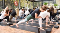 Lululemon shares jump, women's and men's sales drive results