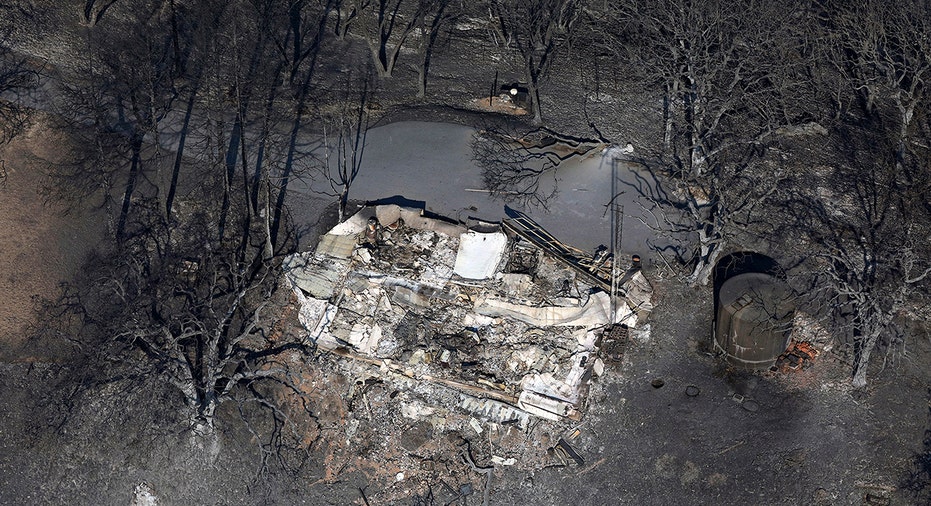 Inferno Unleashed: California Wildfires Ravage Hollywood, Live Updates Inferno Unleashed: California Wildfires Ravage Hollywood, Live Updates