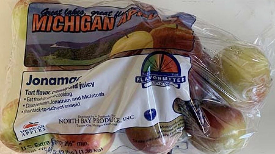 Thousands of fresh apples recalled over listeria concerns by Michigan  produce company - ABC News