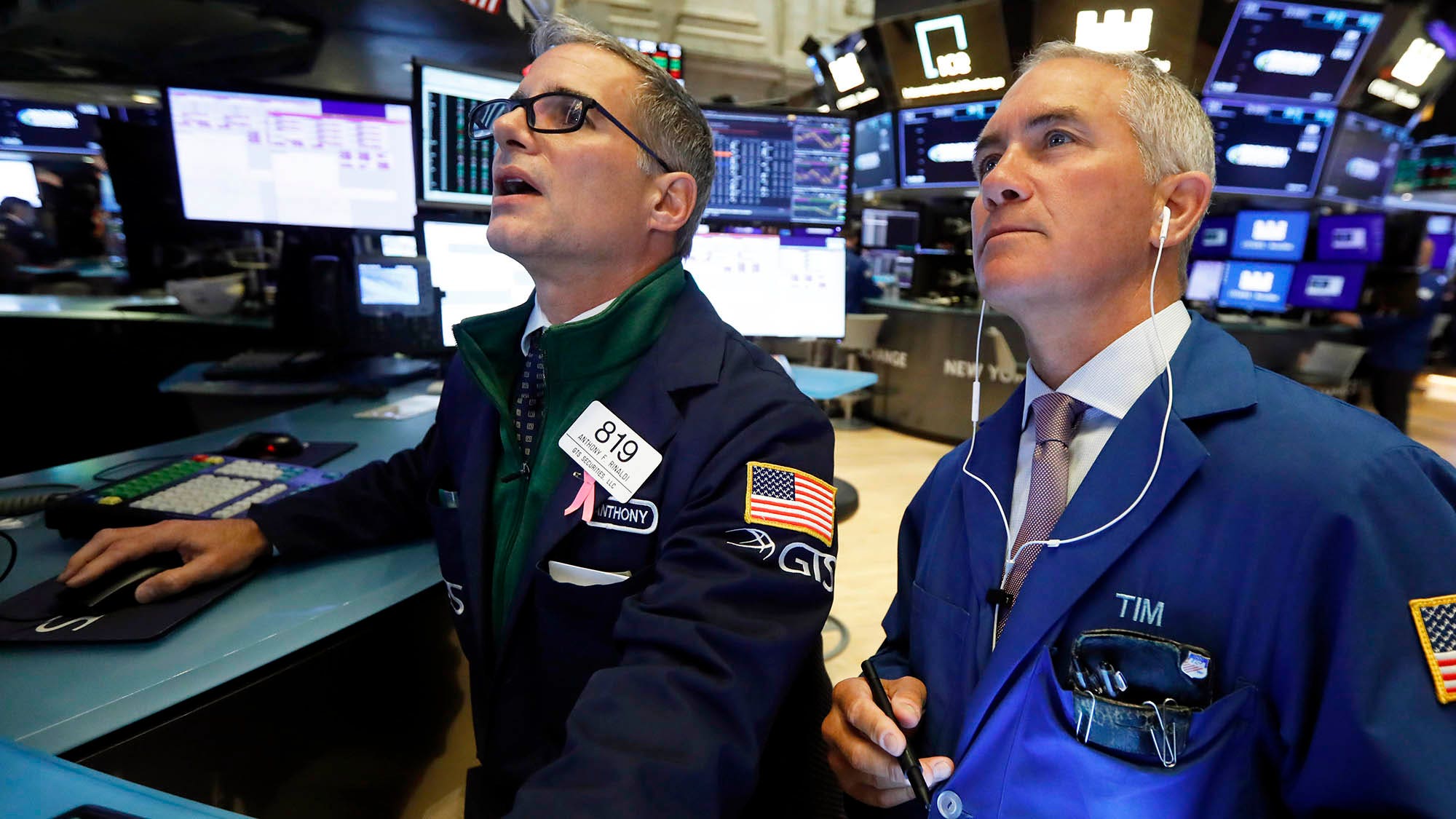 Dow jumps 600 points, Nasdaq 3%