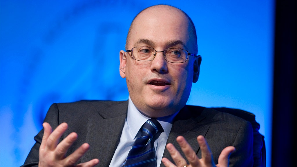GameStop faces billionaire Steve Cohen who reopens hedge fund, Robinhood’s IPO halted
