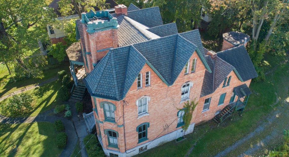 This 10 Bedroom New York Mansion Costs Just 50k But There S A Catch Fox Business