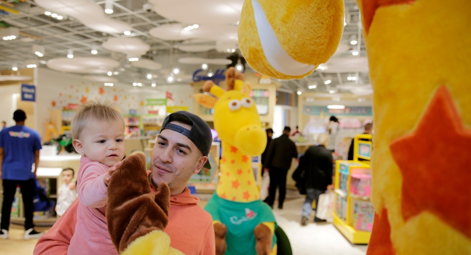 Toys-R-Us' Relaunch Bets Big On 'experimental' New Style Of Store | Fox ...