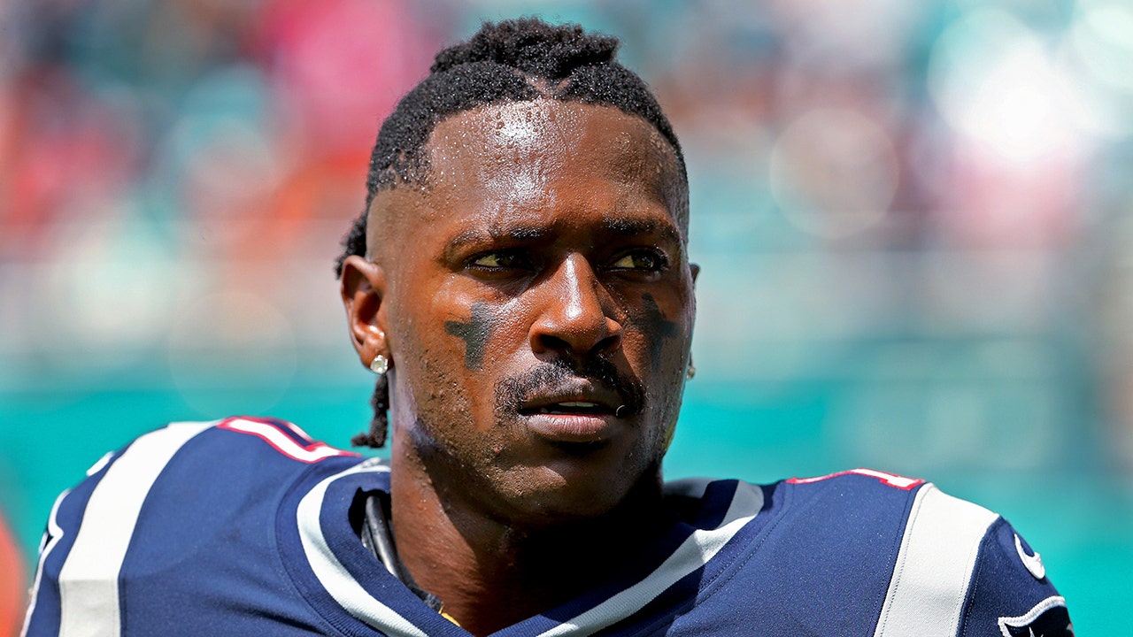 How much is Antonio Brown worth? | Fox Business