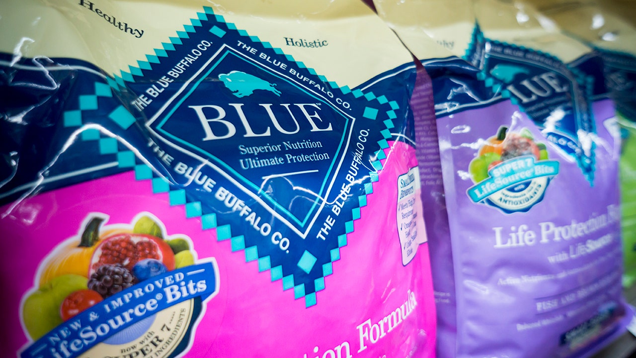 Blue Buffalo dog food made my dog obese diabetic Lawsuit Fox