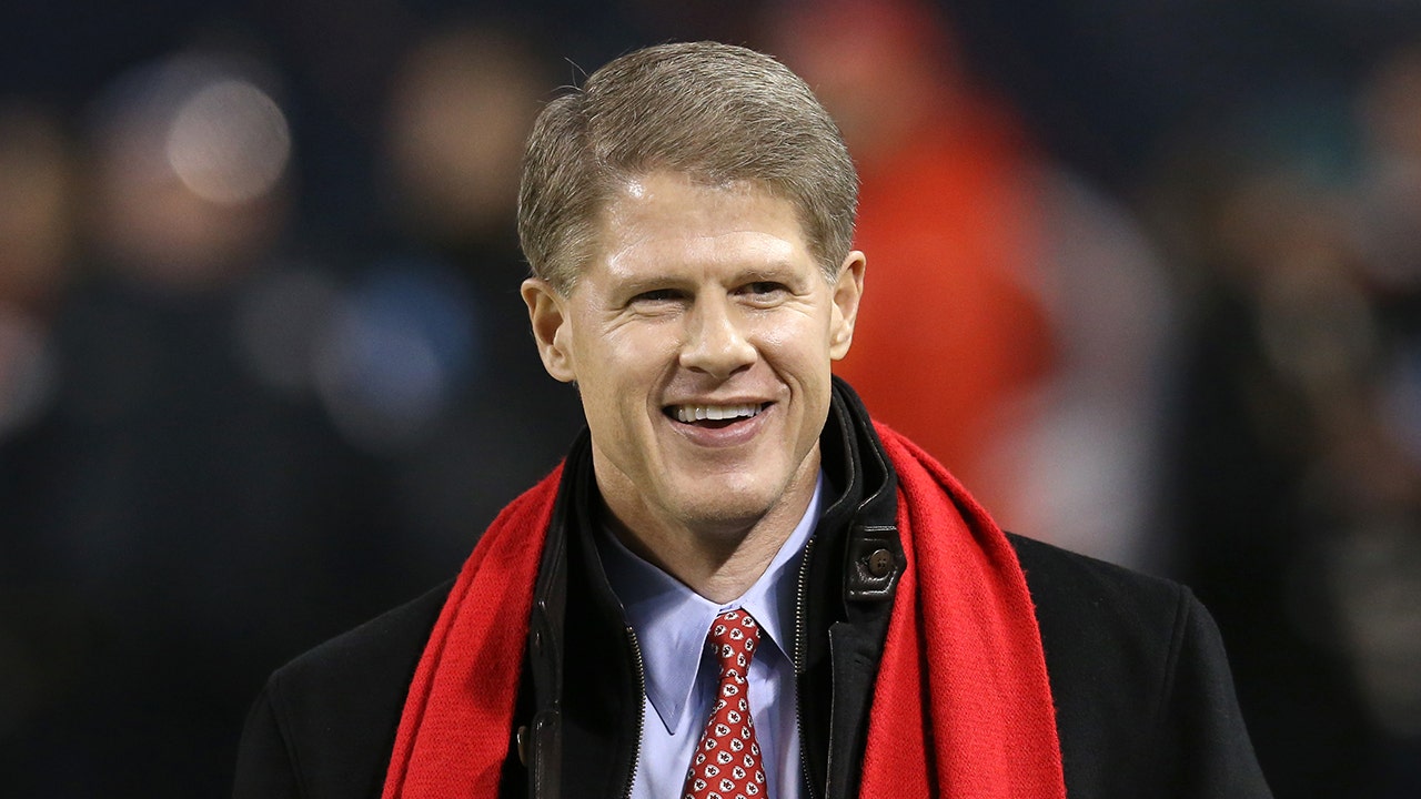 Meet the hunt family kansas city chiefs owners