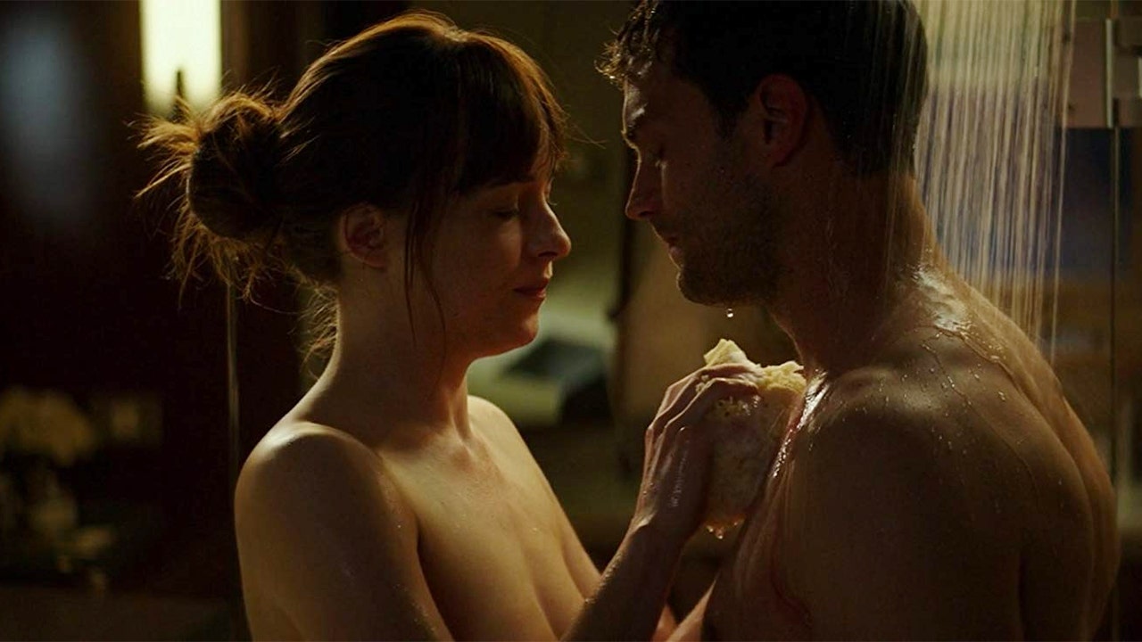 Actors' union issues new rules for sex scenes with 'intimacy coor...