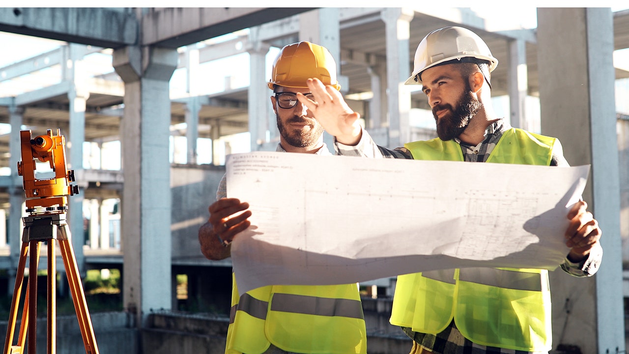 These top-earning blue collar jobs make up to 6-figures: Report | Fox