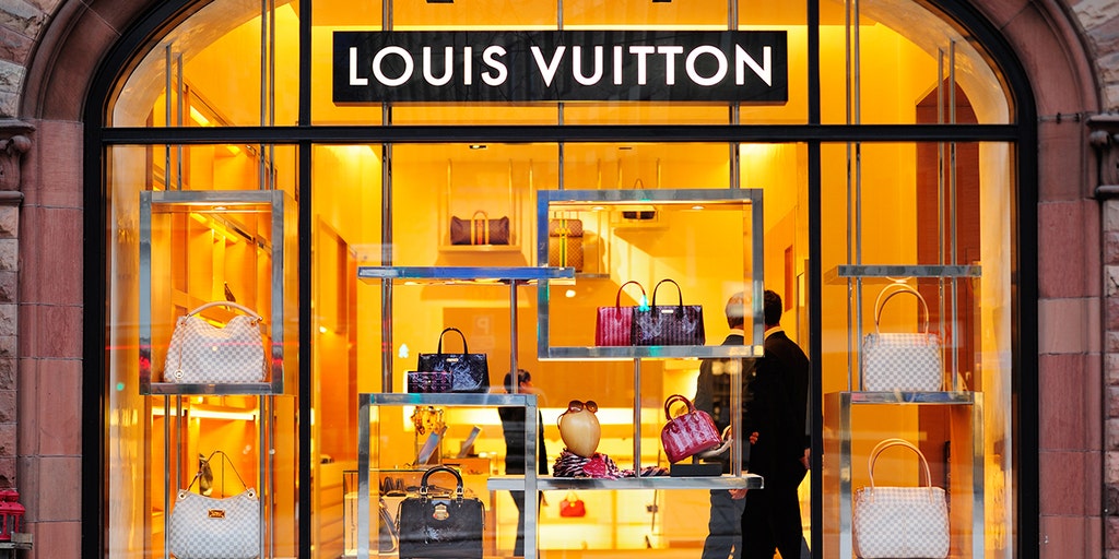 LVMH becomes first European company to hit a $500 billion market cap. -  MarketWatch
