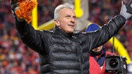 Joe Montana huddles with new football league controlled by fans