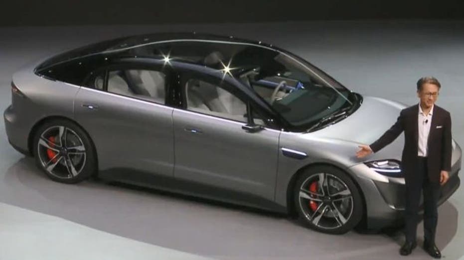 Sony shows off electric car concept at CES