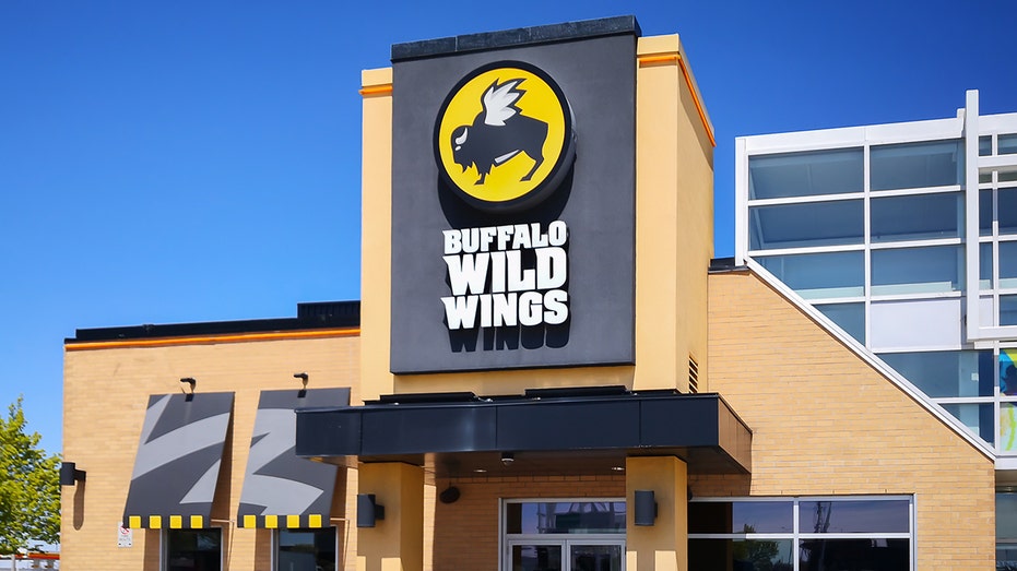 Buffalo Wild Wings restaurant