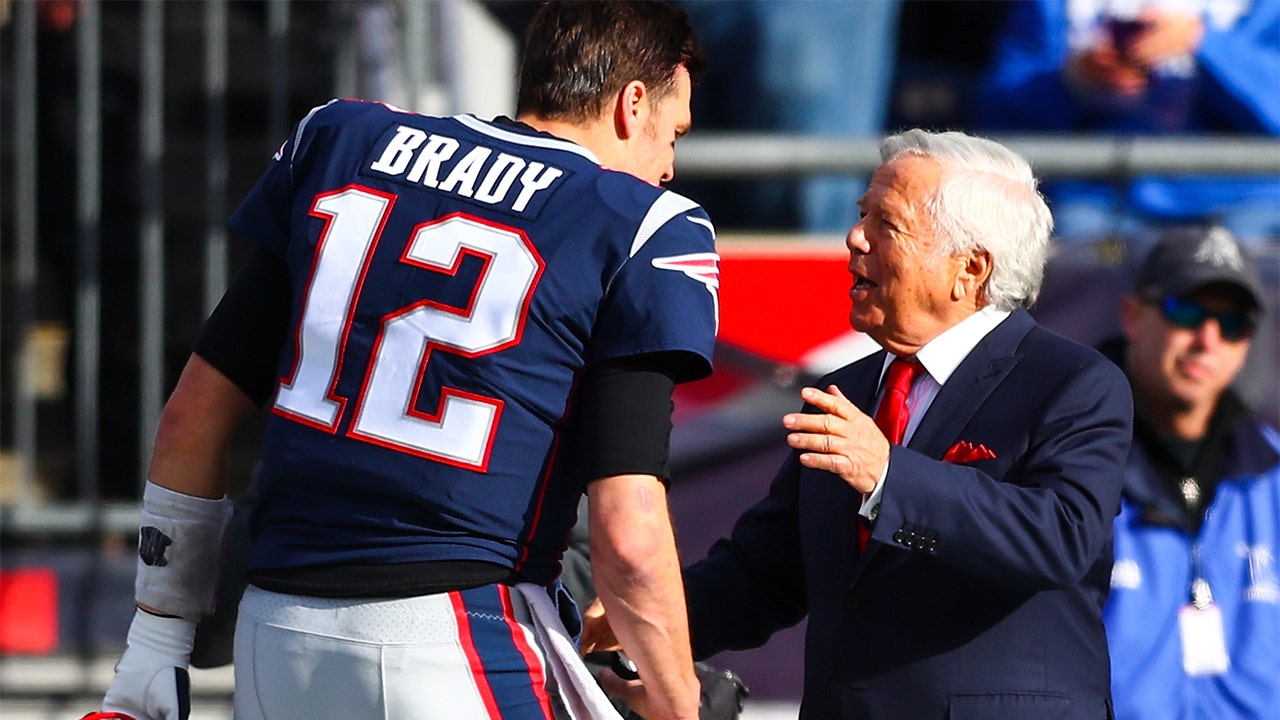 Tom Brady receives support from Patriots owner Robert Kraft ahead of Super Bowl LV