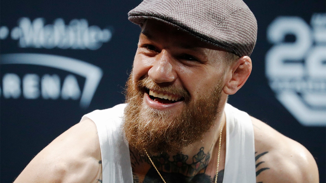 Conor McGregor’s 1st UFC fight since 2020 will take place in front of fans at Fight Island
