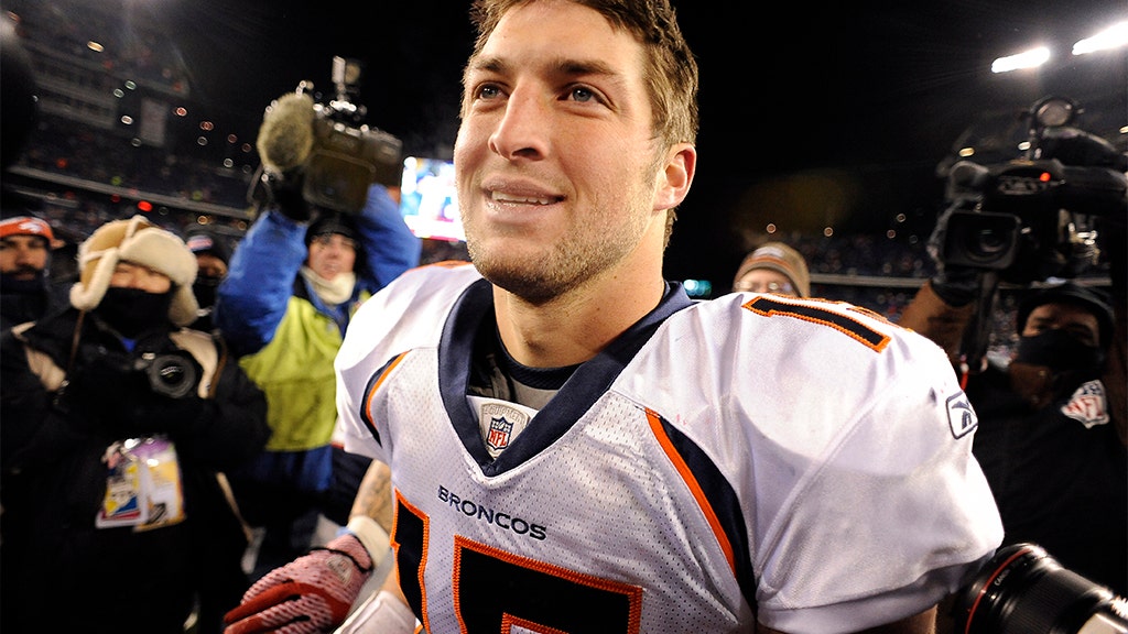 Tim Tebow Xfl Had Some Communication About Playing In League