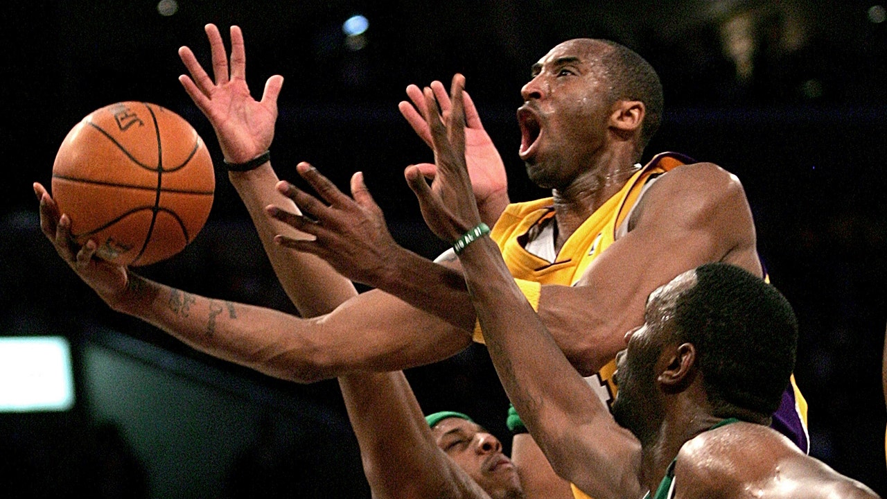 Kobe Bryant game-worn jersey sells for record $337,334
