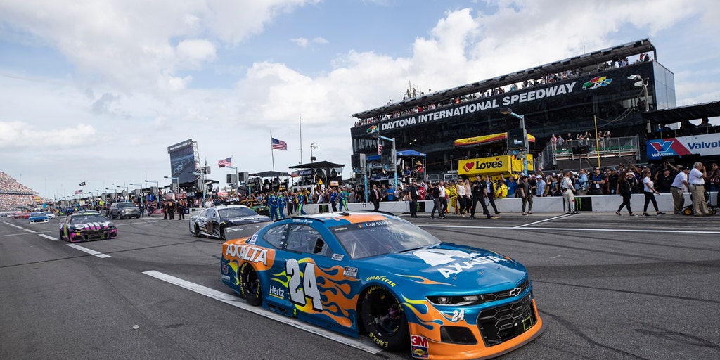 Coronavirus prompts NASCAR, pro sports teams to hold virtual events