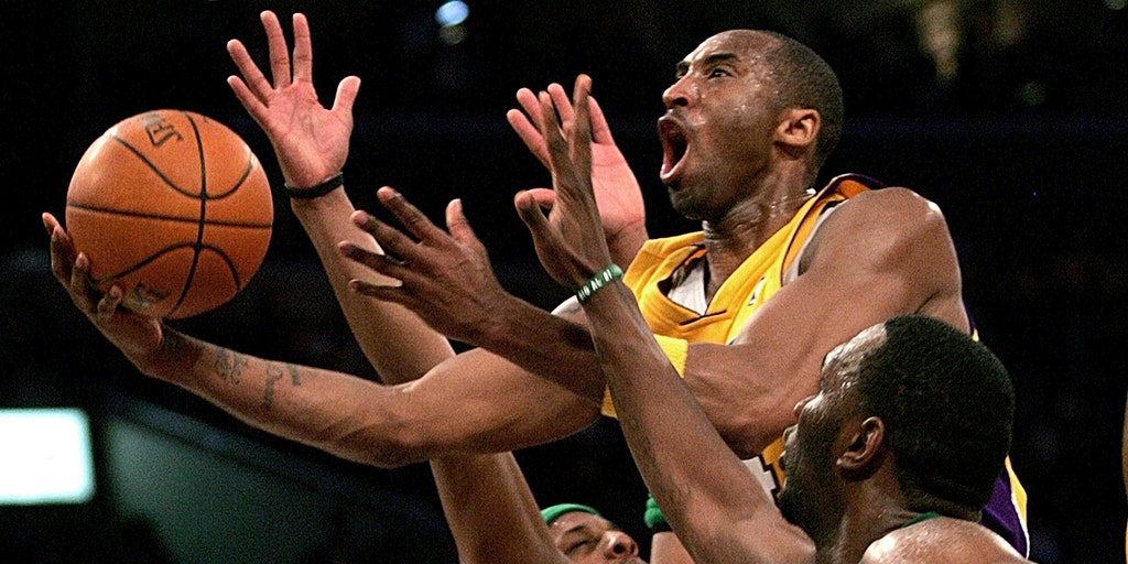 Kobe Bryant game-worn jersey from 1997 fetches $2.73 million – Orange  County Register