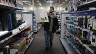 Best Buy wins holiday boost from headphones, smartphones