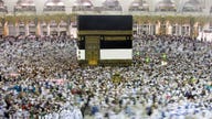 Responding to coronavirus, Saudis close Islam's holiest sites to foreigners