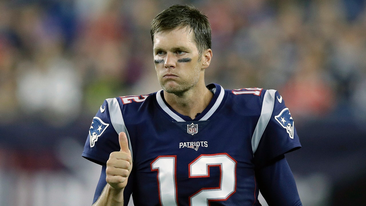 Tom Brady-signed rookie ticket sells for a nice penny, with another getting steam