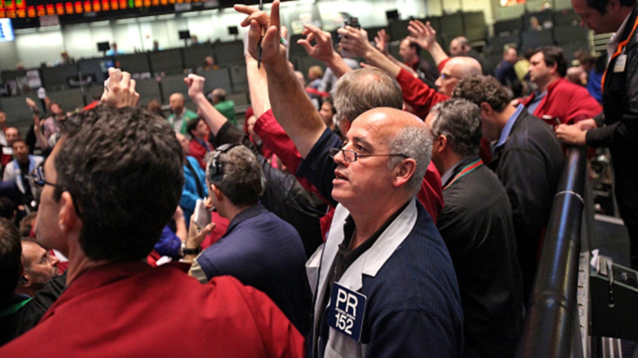 Cme Trading Floor S Coronavirus Shutdown To Last At Least 3 More
