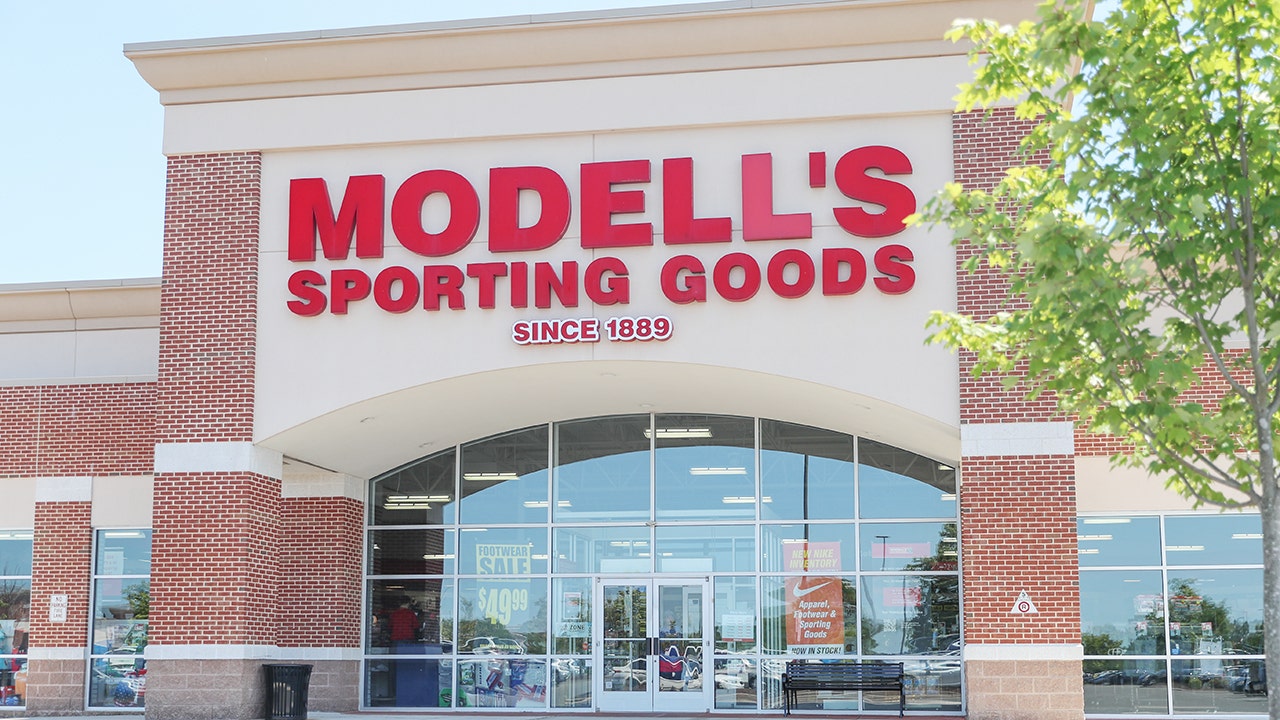 Modell's Sporting Goods Closing 24 Stores, Including 4 In