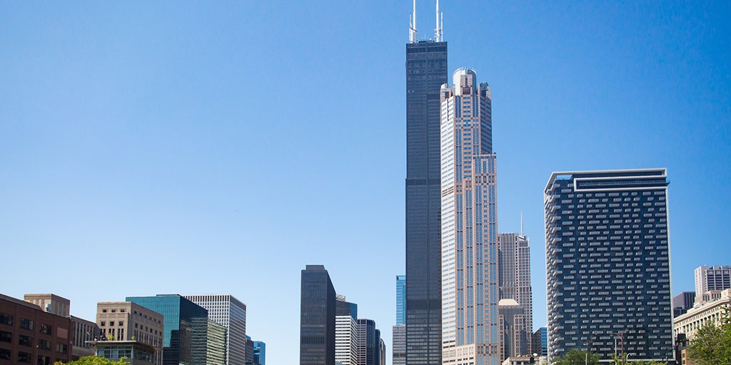 Chicago-area residents can apply for $500 per month guaranteed income program - Vimarsana News