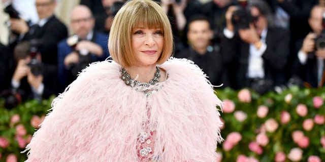 Vogue editor Anna Wintour has reportedly split from telecom tycoon Shelby Bryan after more than 20 years together. (Photo by Charles Sykes/Invision/AP, 文件)
