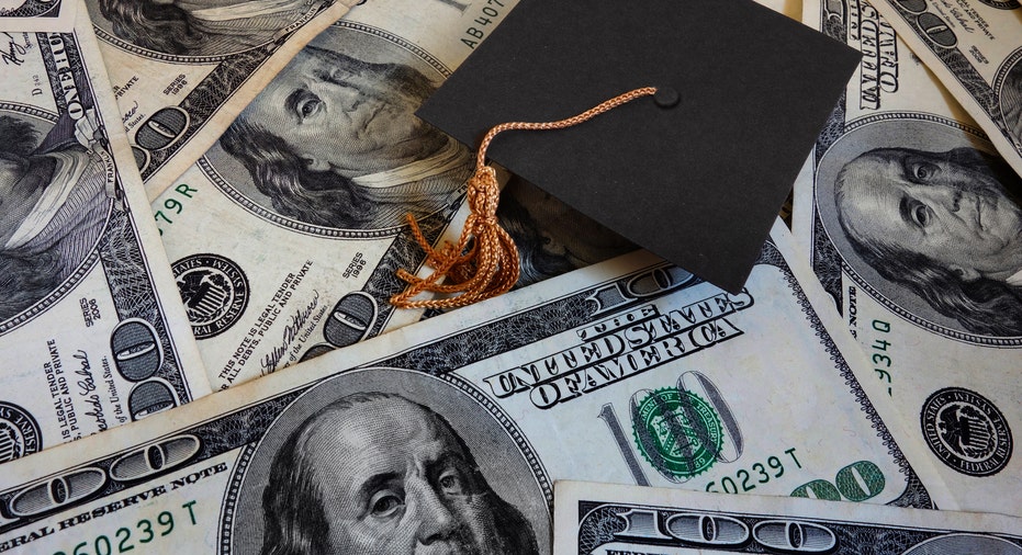 Steps to Take if You’re Struggling to Pay Student Loans