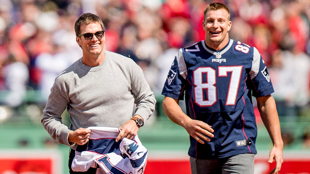 gronk in tampa bay jersey