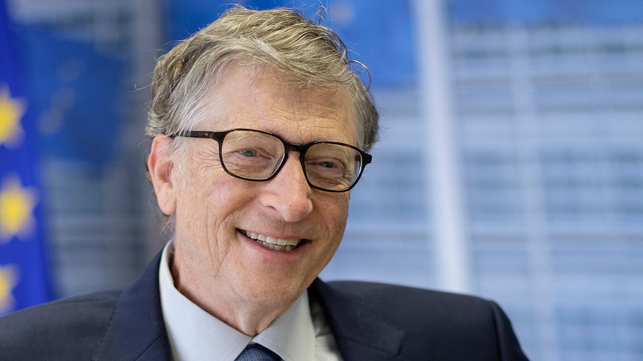 Bill Gates calls for COVID-19 meds to go to people who need them ...