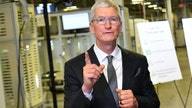 Trump: Apple's Tim Cook sees coronavirus V-shaped economic recovery