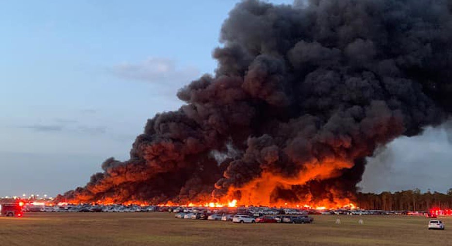 Fire near Florida airport burns 3,500 rental cars - bluemull