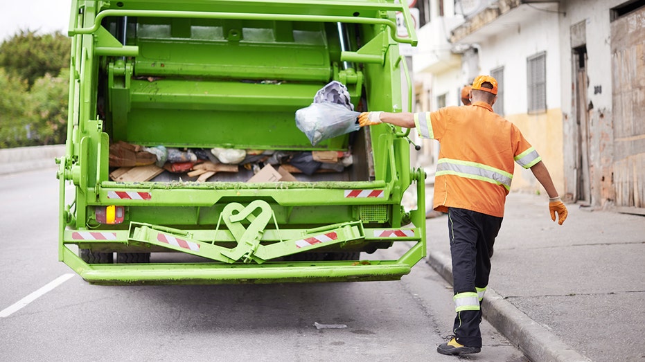 garbage truck jobs in newark nj