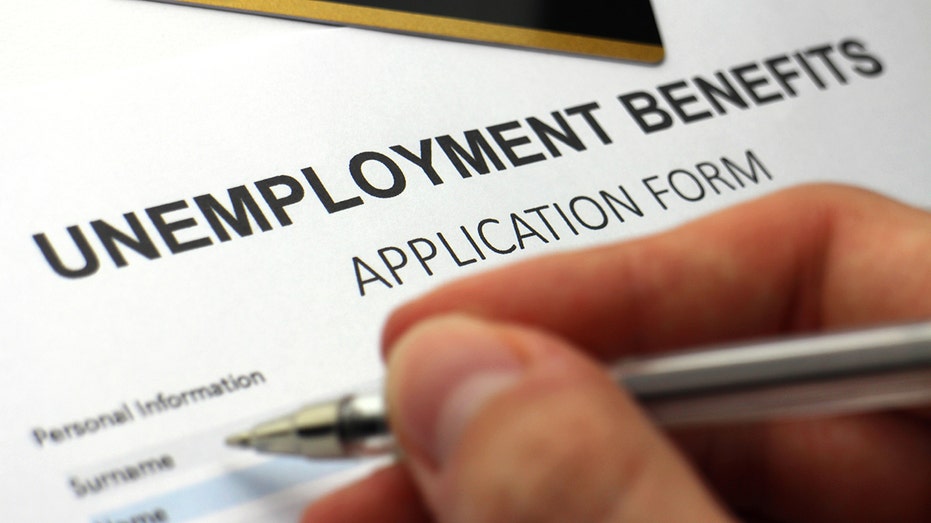 California Improperly Approved 400M In Unemployment Benefits For   Unemployment IStock 