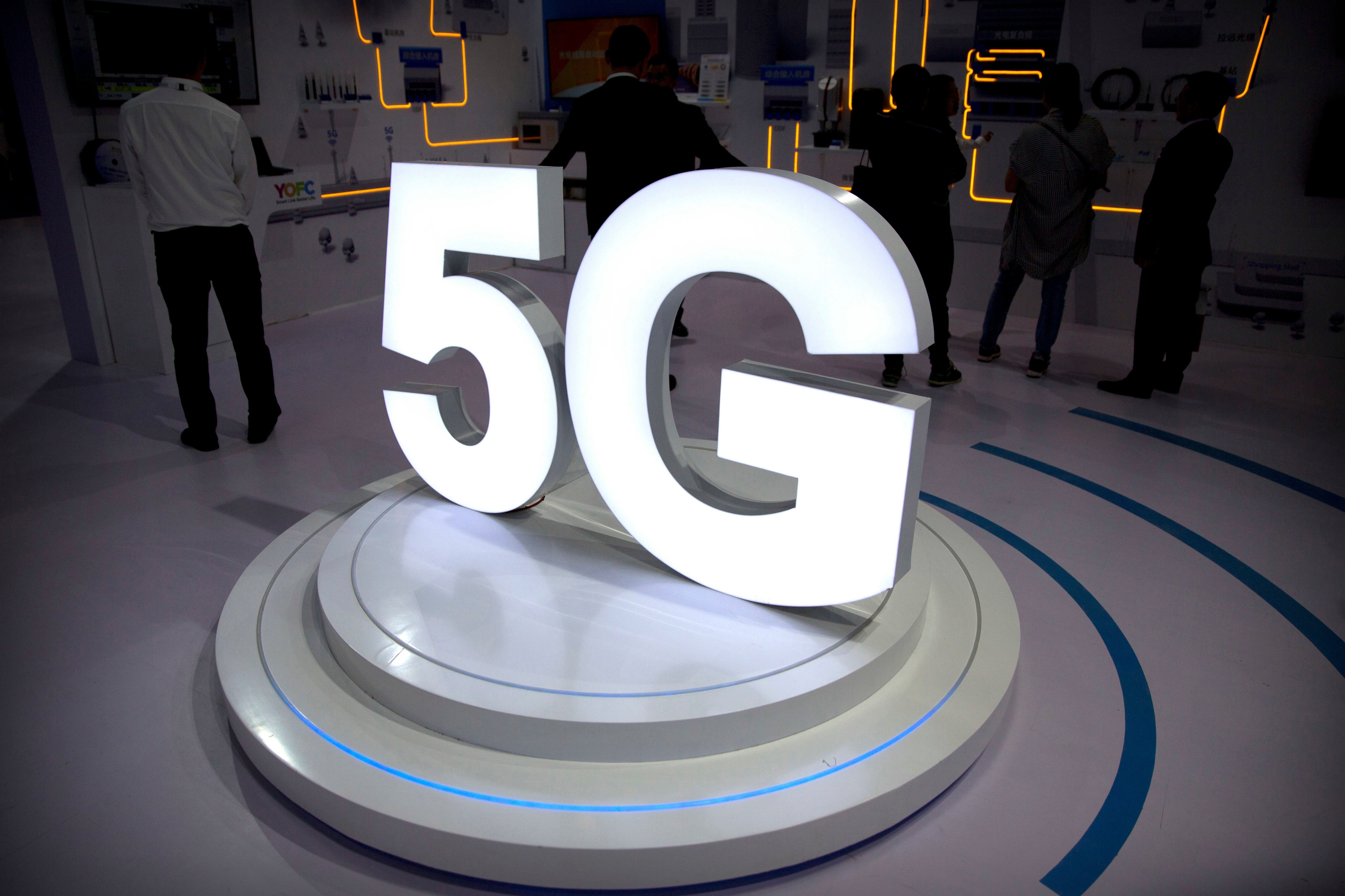 5g что это. 5g. 5g Evolution. Сеть 5g. 5g интернет.