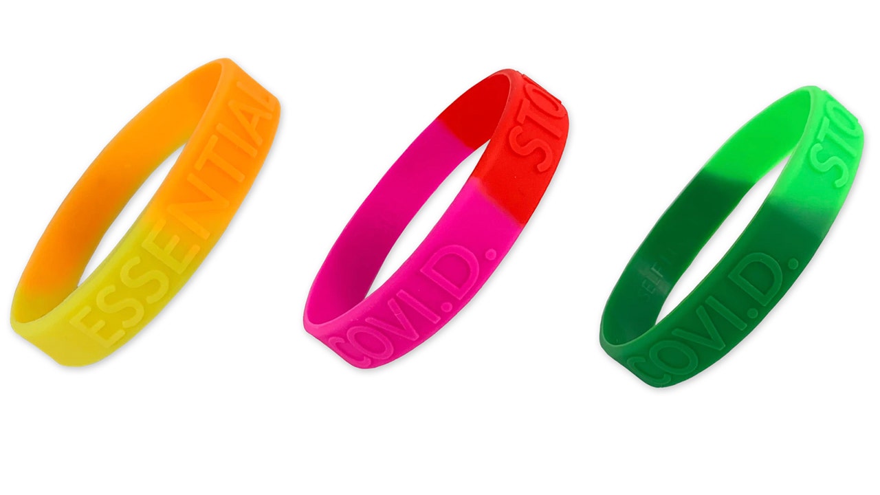 what does a blue wristband mean