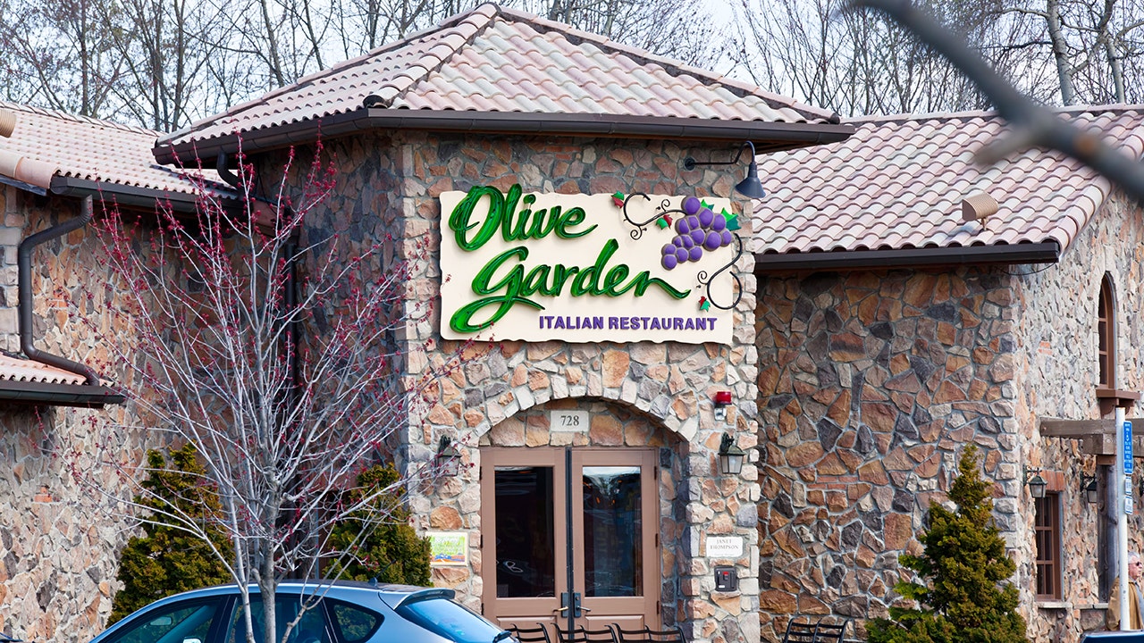 olive garden restaurant in murray