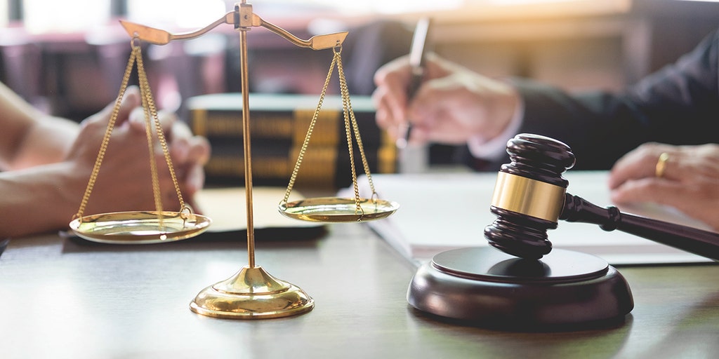 Law firms turn to layoffs amid slowing demand - Vimarsana News