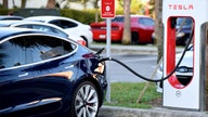 Shift to electric vehicles spurs bid to make more batteries in US