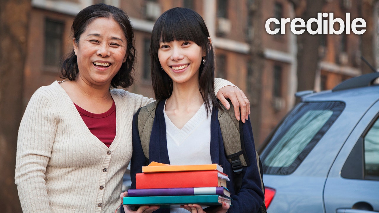 Parents Can Pay For College Without Going Into Massive Debt