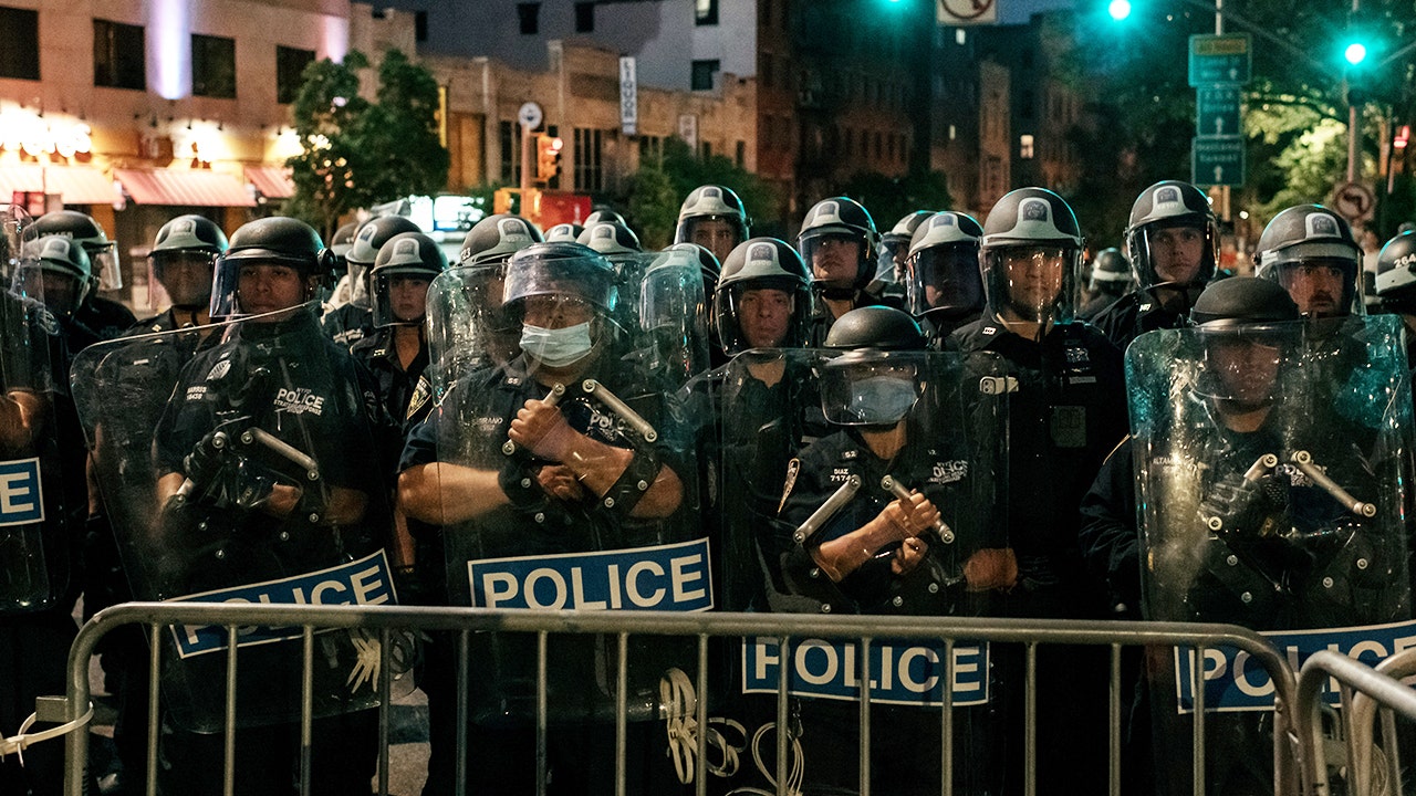 What is 'kettling'? Business News