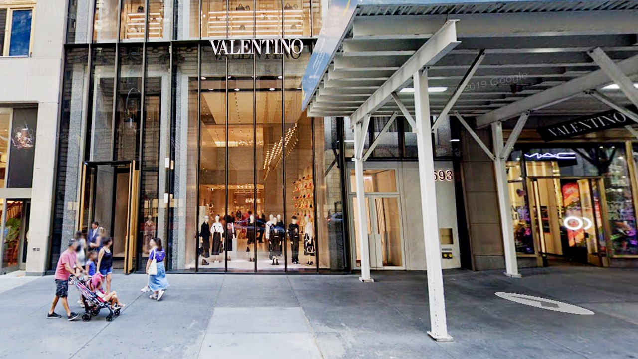 Valentino sues $ 207 million for pandemic closure of New York City boutique