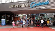 Universal Orlando to increase starting pay to $15 an hour