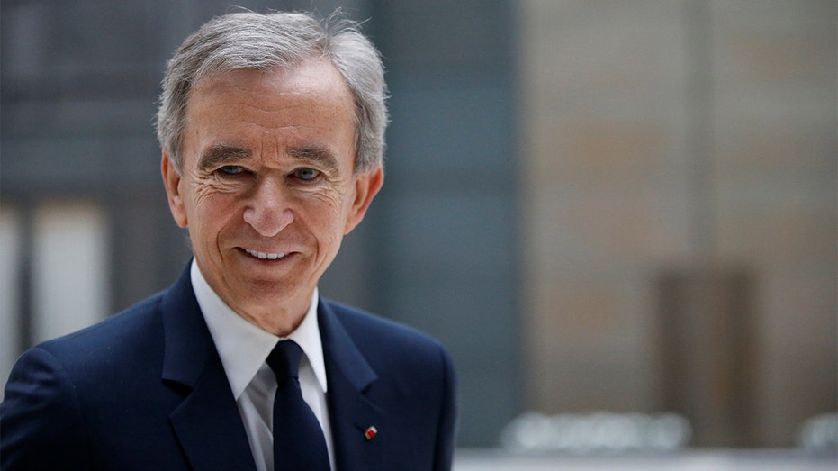 Bernard Arnault HD wallpaper