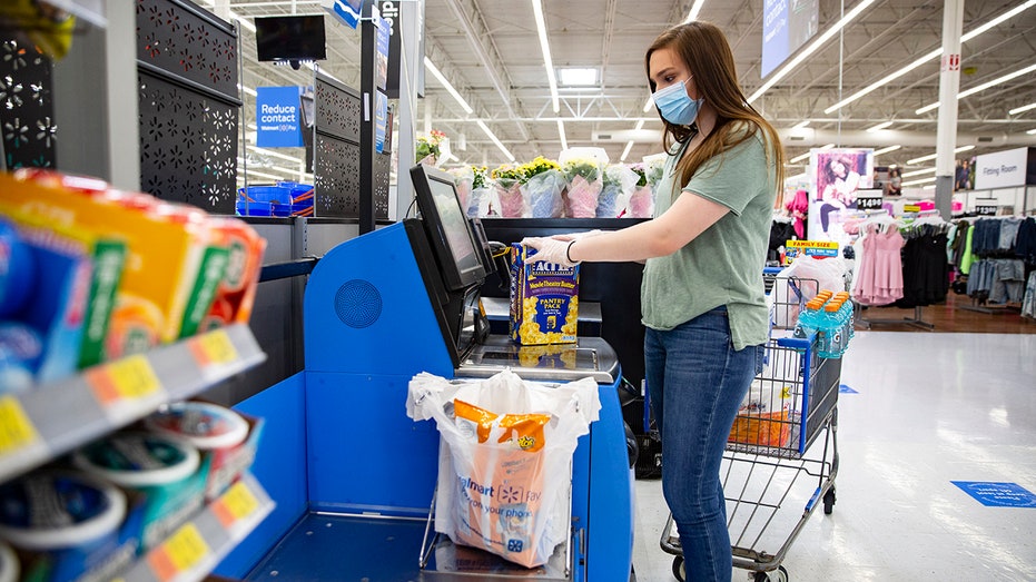 Walmart tests selfcheckout only location