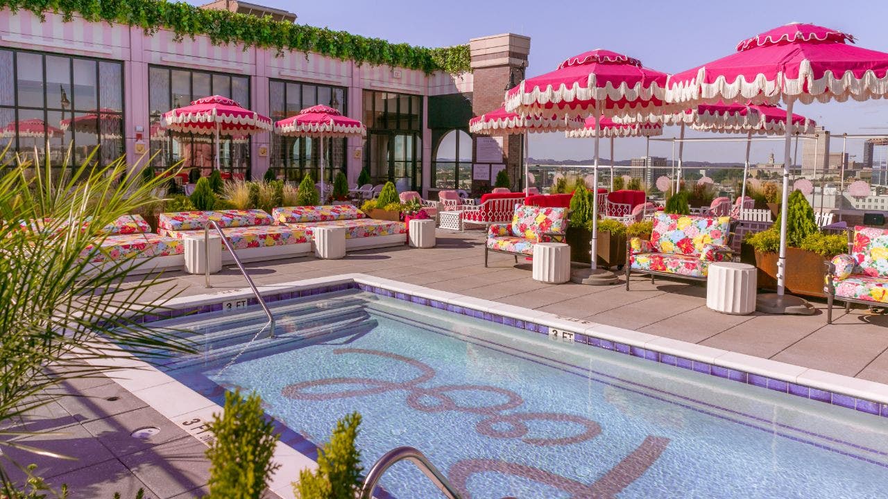 Dolly Partoninspired rooftop bar opening in Nashville Fox Business