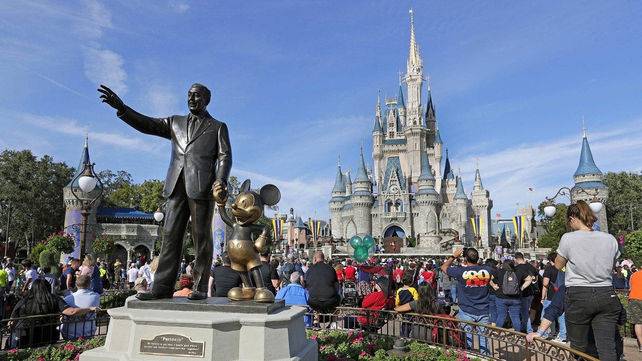 Disney World unions say no to latest contract offer - Fox Business